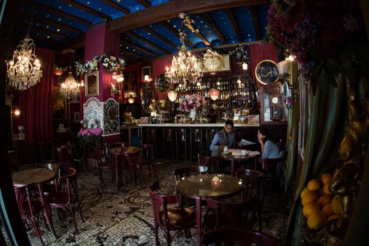 Café de las Horas València Bars Best Bars in València